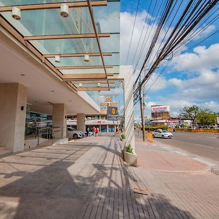 Migas Haven At Sunvida Tower Across Sm City Apartment Cebu Exterior photo